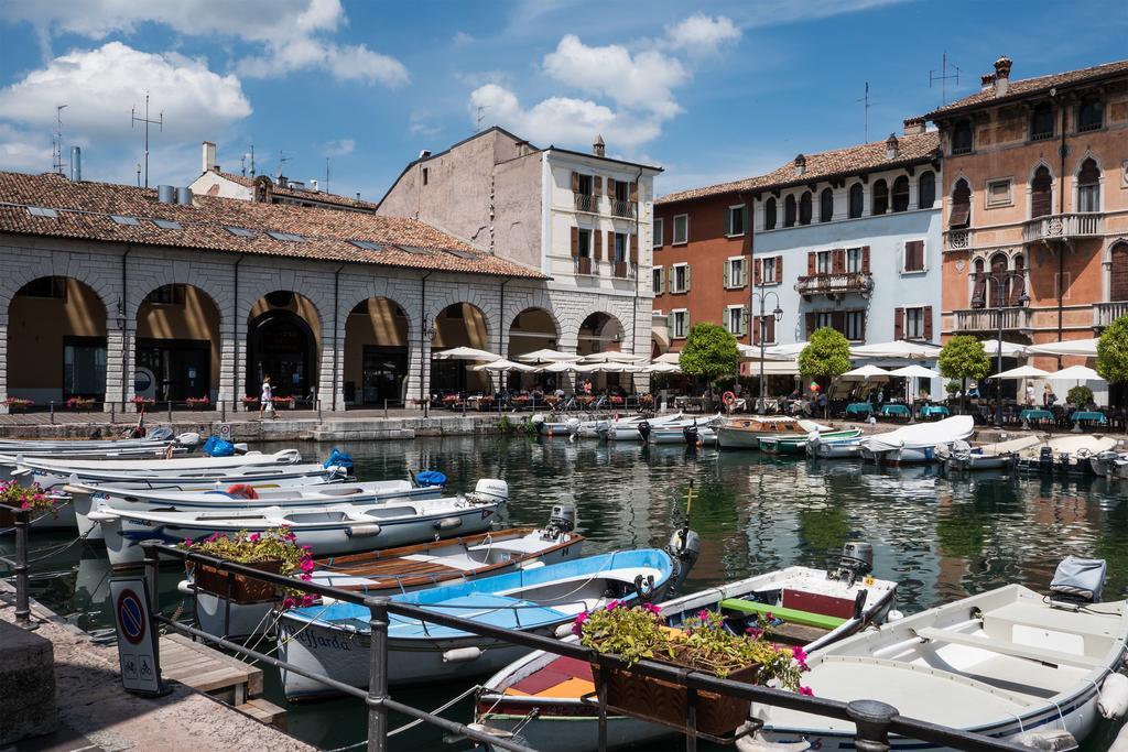 Venice Bridge House Desenzano Apartment Desenzano del Garda Exterior photo